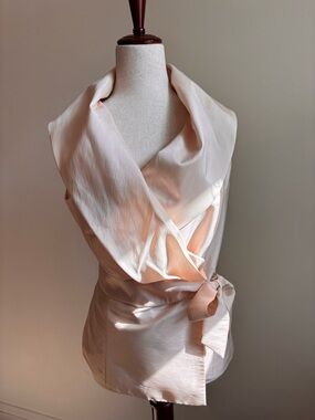 Calvin Klein Blush Pink Wrap Top Size 6 Structured Cowl Neck Side Tie Sleeveless